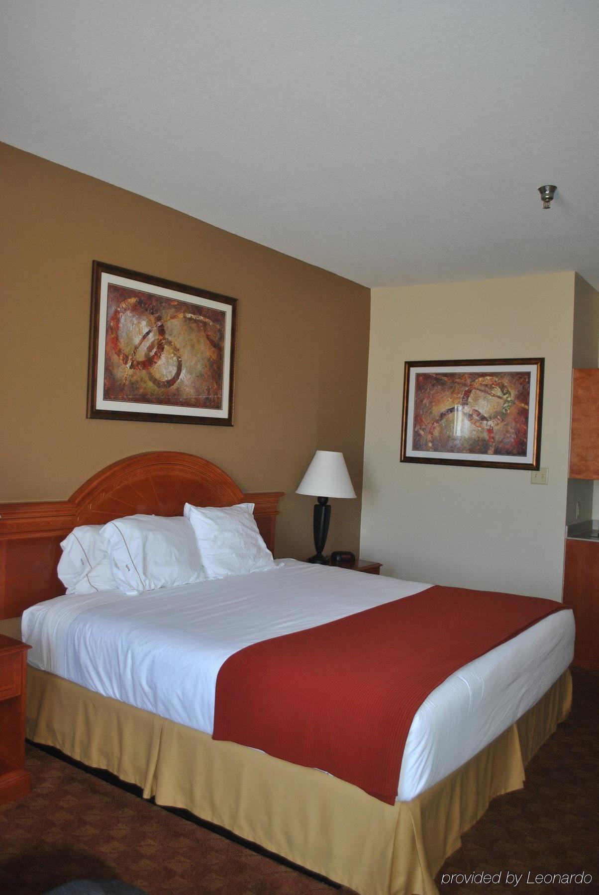 Holiday Inn Express Hotel And Suites Abilene By Ihg Bagian luar foto