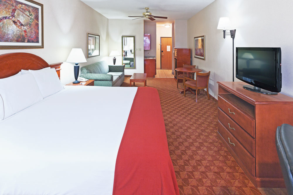 Holiday Inn Express Hotel And Suites Abilene By Ihg Ruang foto